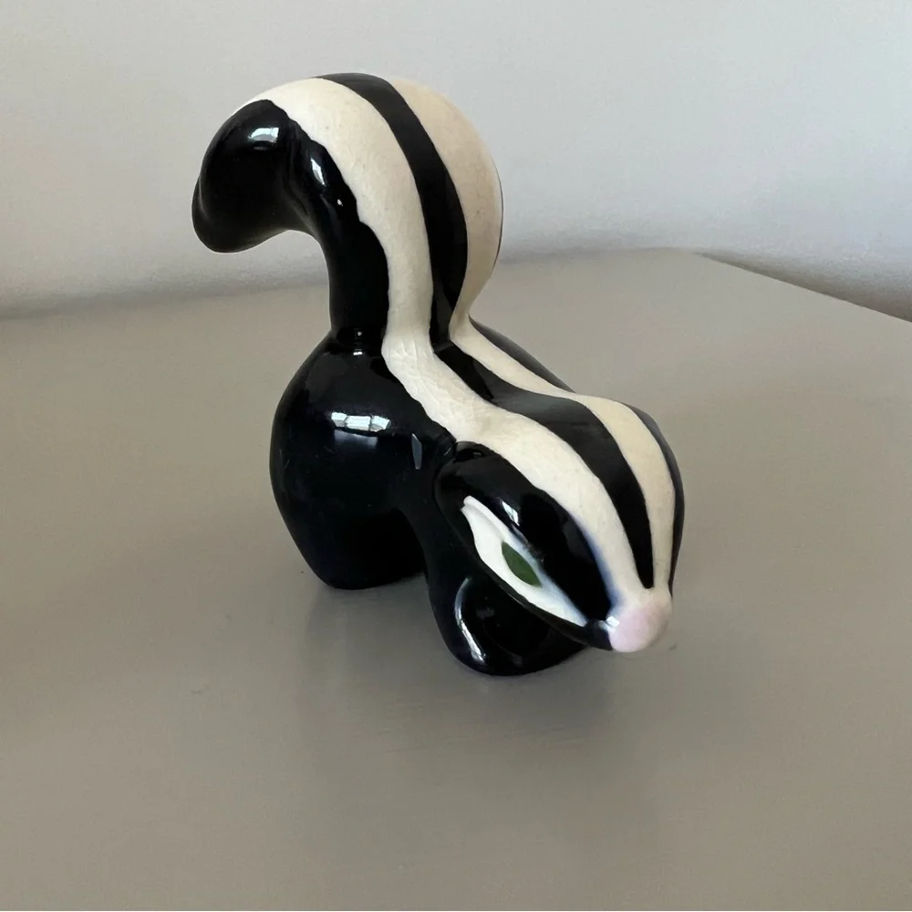 Vintage skunk